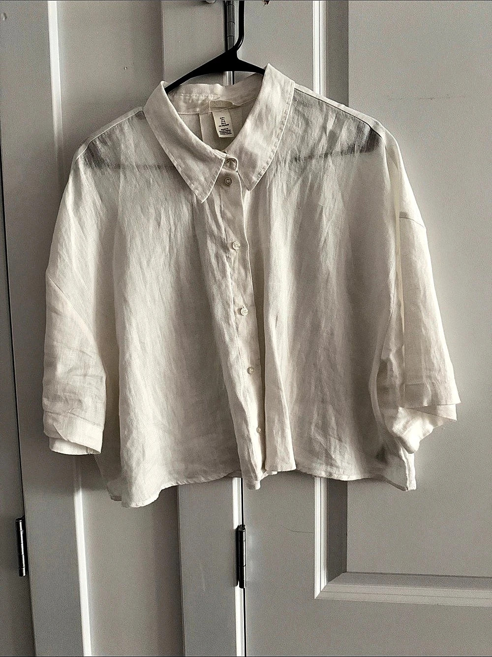 H&M White Button Down Shirt Size Large